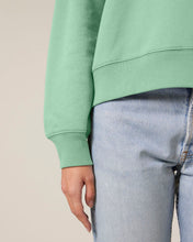 Load image into Gallery viewer, Cactus - Looking sharp! 🌵- The women's crew neck sweatshirt