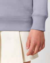 Load image into Gallery viewer, Cheetah - ROAR or MEOW?🐯- Embroidered kids' crew neck sweatshirt